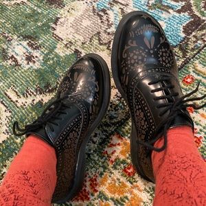Dr. Martens Black Aila Skull Oxfords